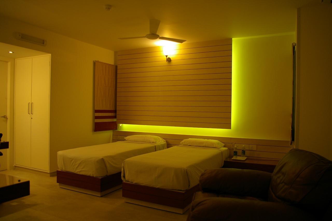 Roseline Suites Bangalore Exteriör bild